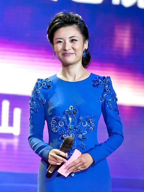 韩国电影家庭教师中的温馨日常时光